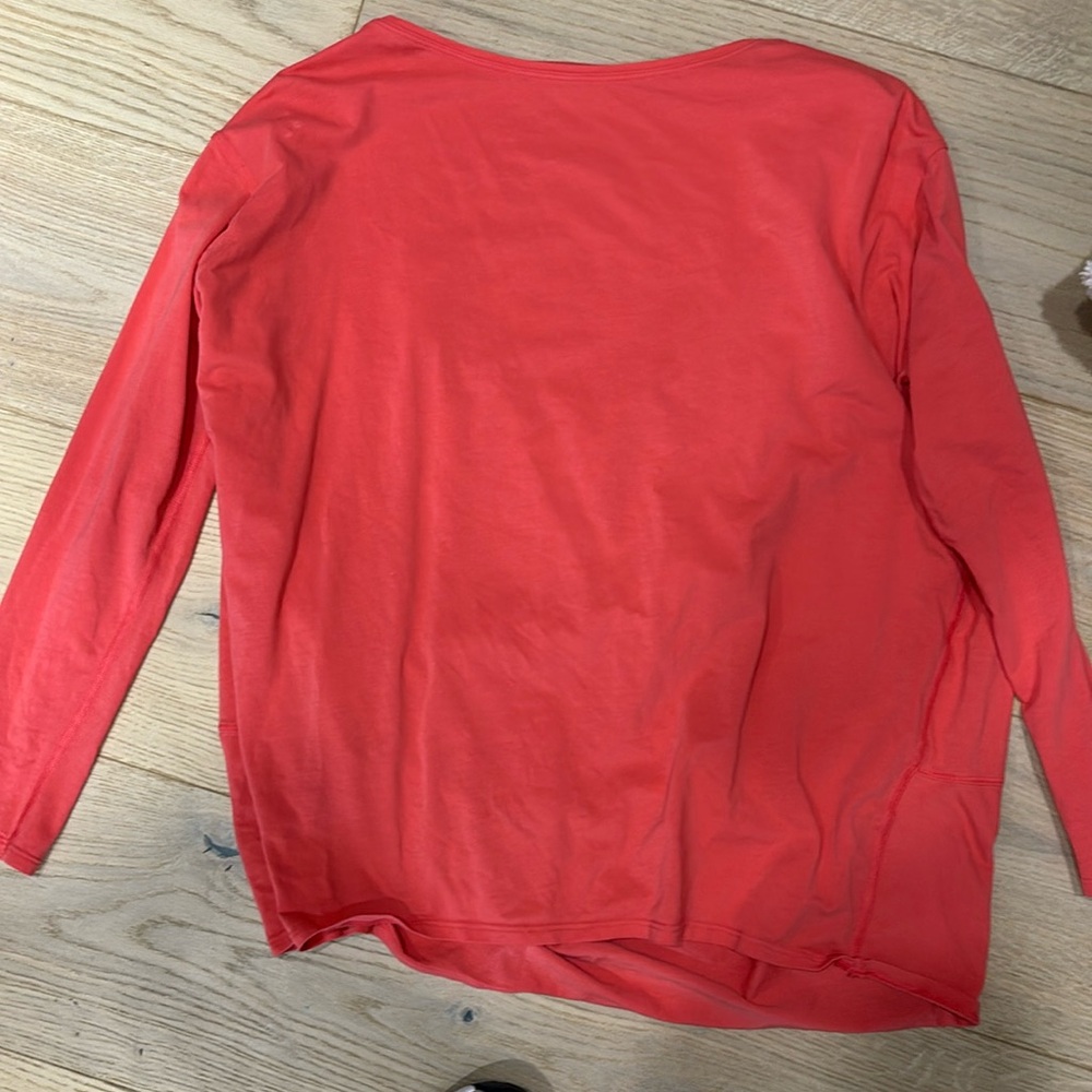 Lululemon boatneck size 6 long sleeve shirt
